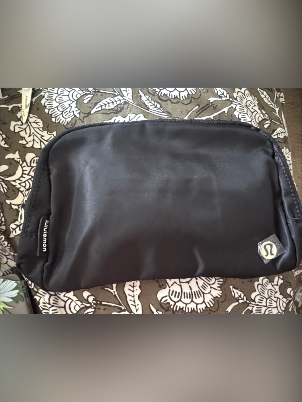 lululemon everywhere, belt bag